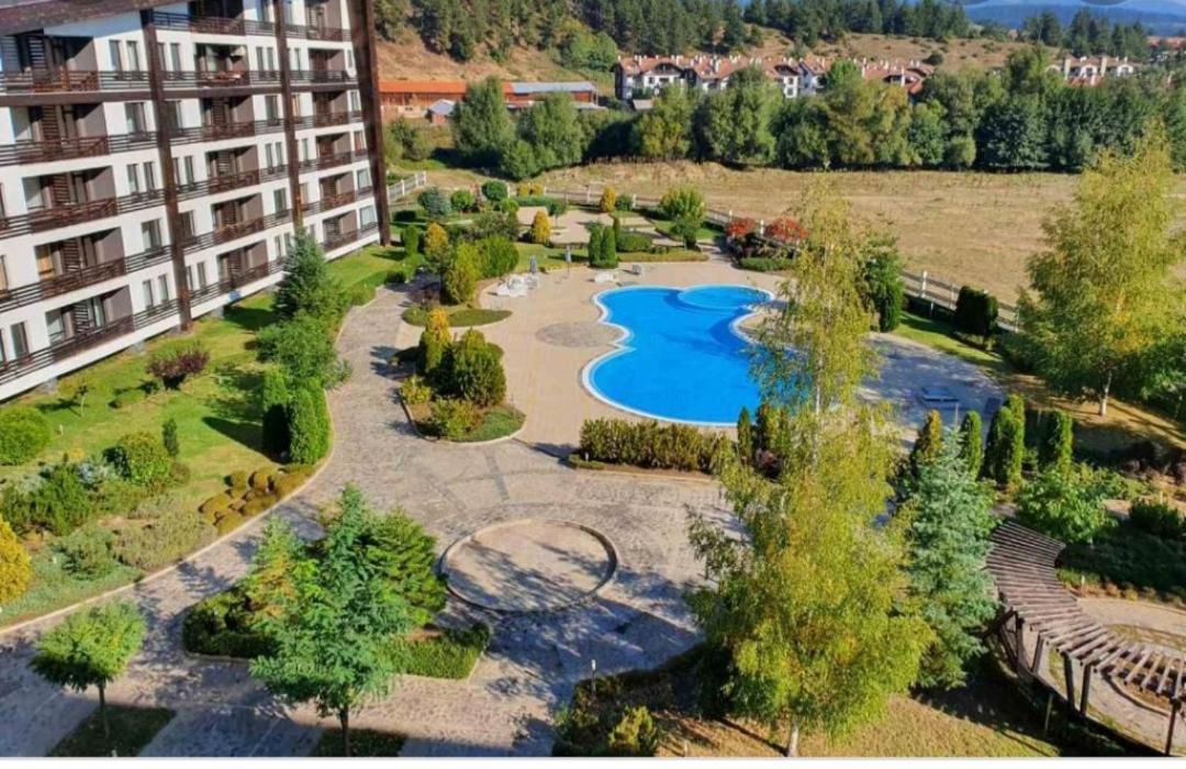 Aspen Luxury Apartamnet ラズロク エクステリア 写真